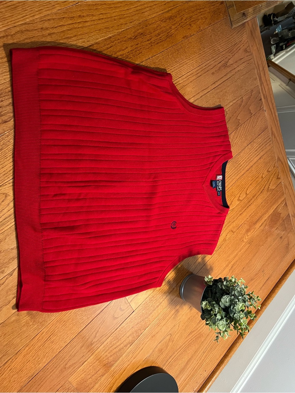 Chaps Red Ribbed V-Neck Sleeveless Sweater Vest Men’s Size Large